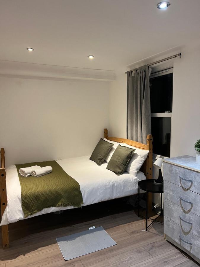 3 Bedroom Flat In King'S Cross, St Pancras'S. 8 People Londen Buitenkant foto