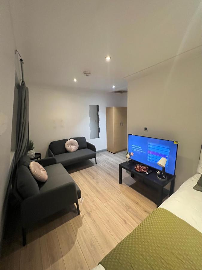 3 Bedroom Flat In King'S Cross, St Pancras'S. 8 People Londen Buitenkant foto