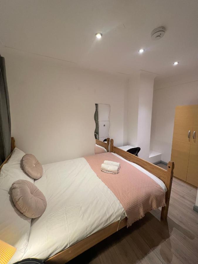 3 Bedroom Flat In King'S Cross, St Pancras'S. 8 People Londen Buitenkant foto