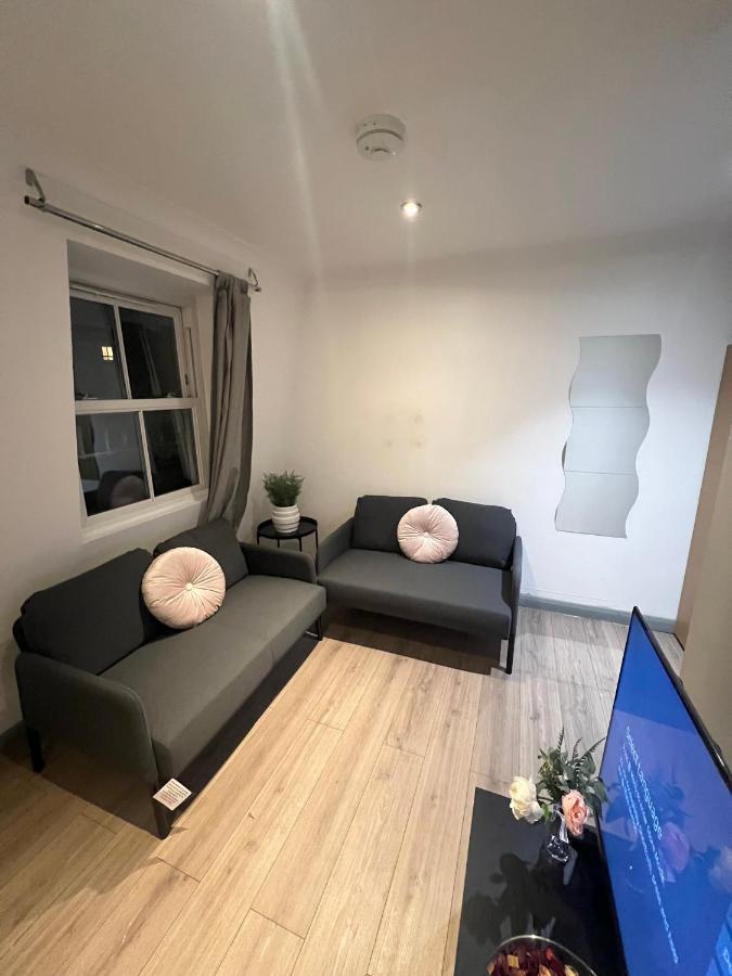 3 Bedroom Flat In King'S Cross, St Pancras'S. 8 People Londen Buitenkant foto